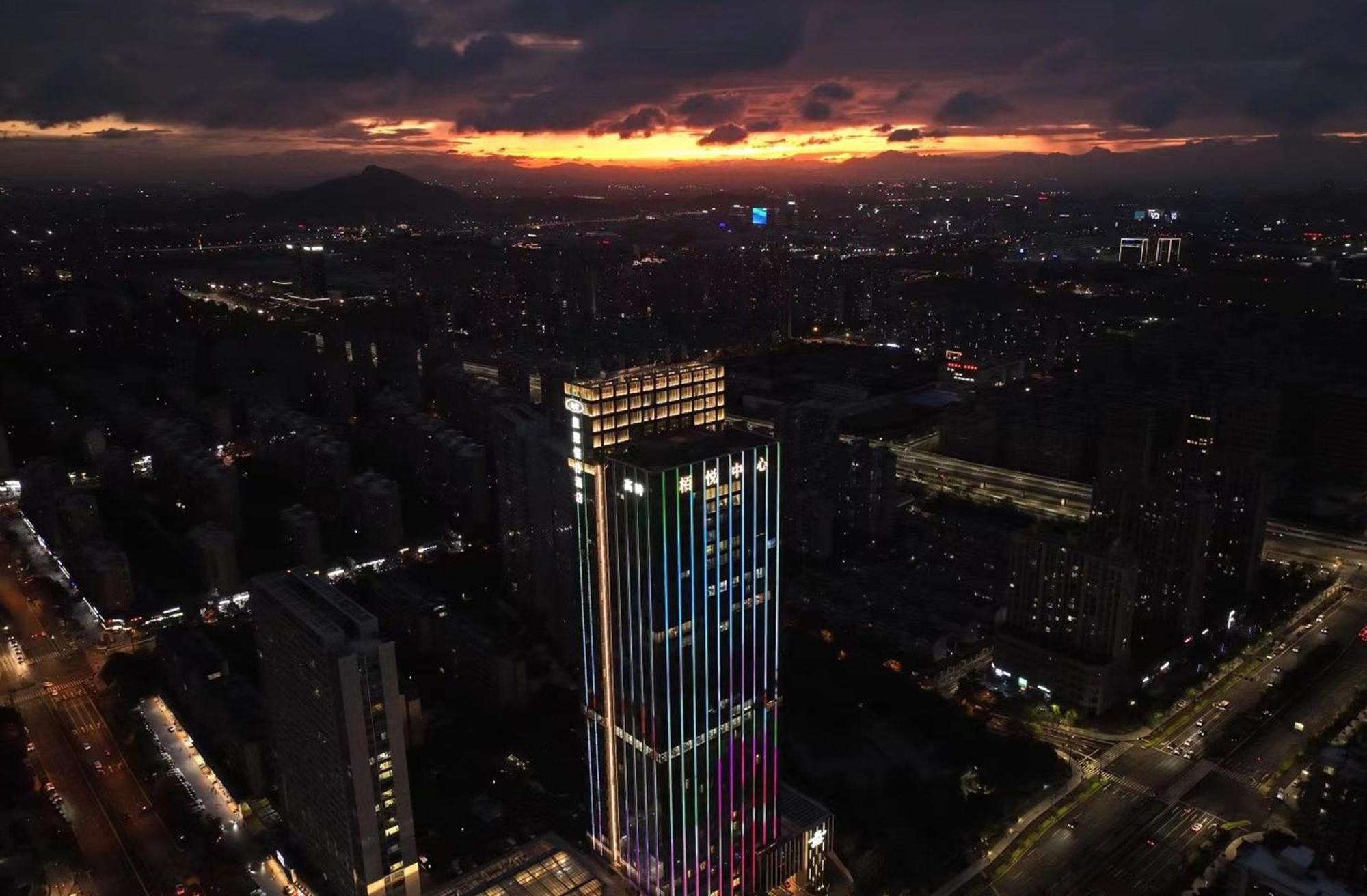 Crowne Plaza Hangzhou Linping By Ihg Exterior photo
