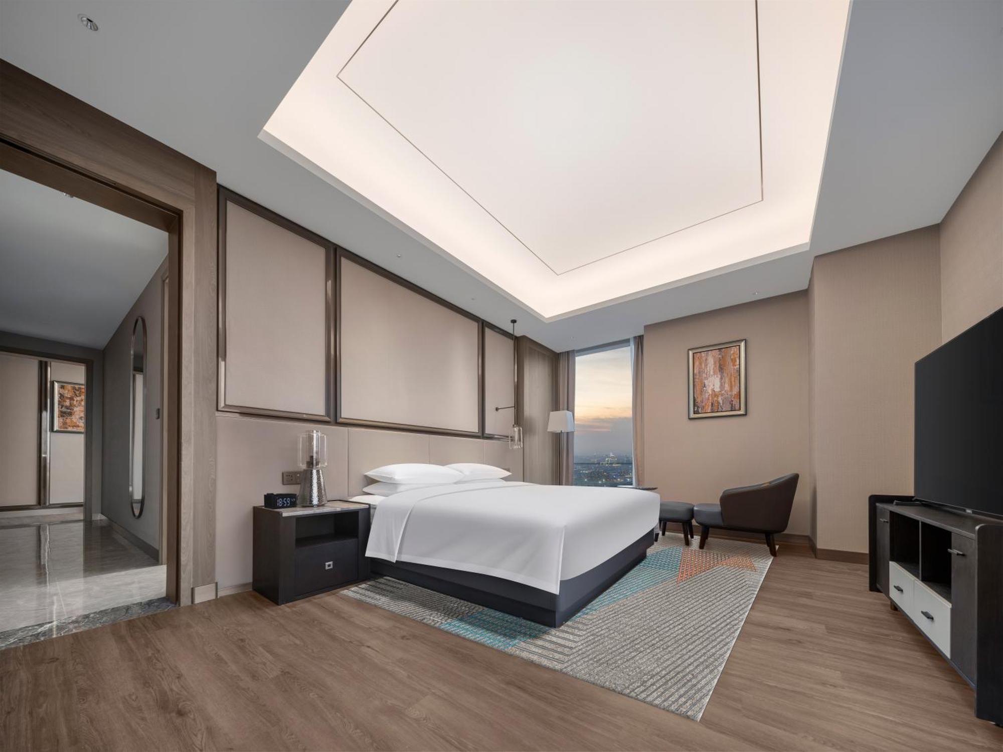 Crowne Plaza Hangzhou Linping By Ihg Exterior photo