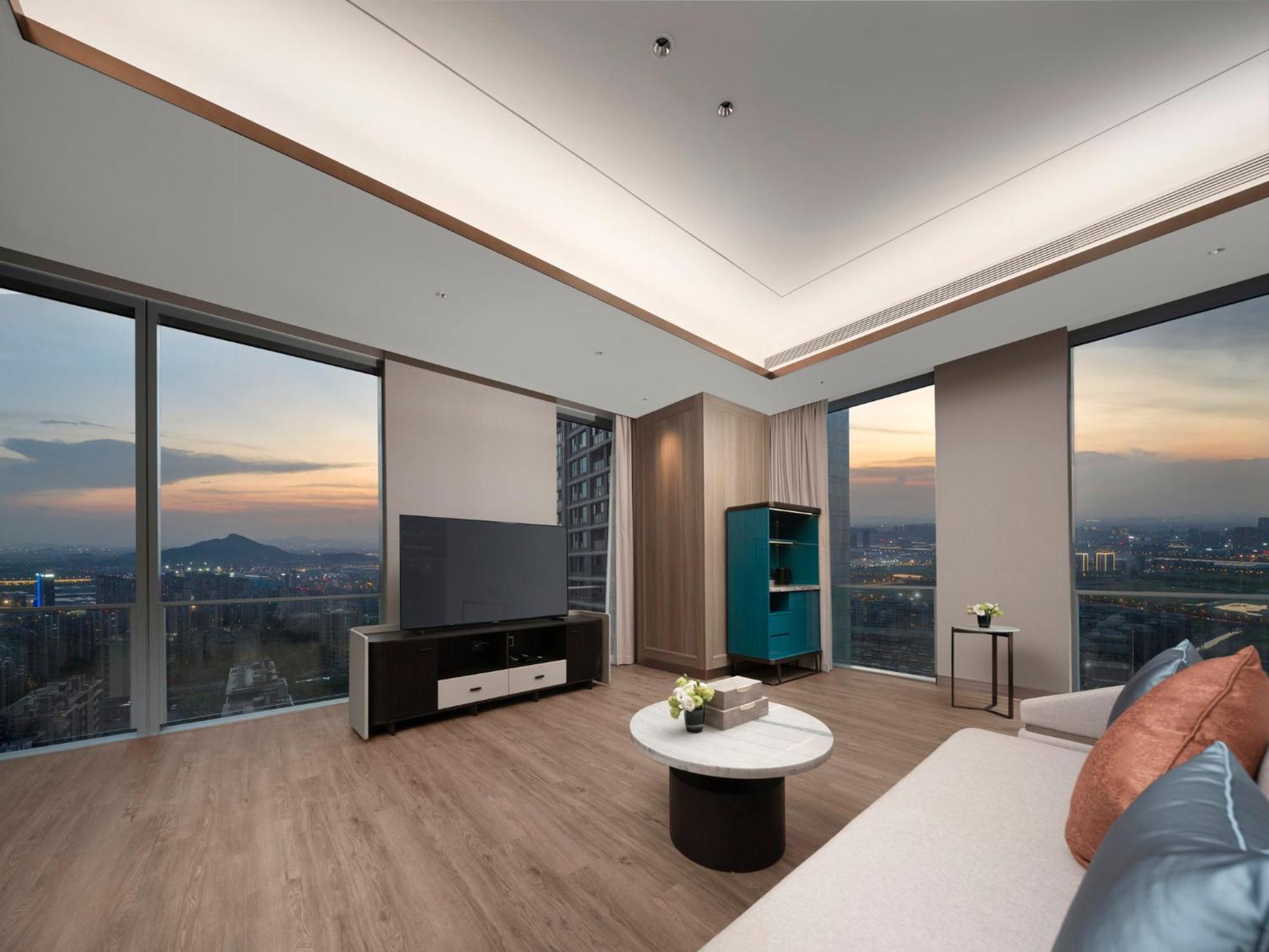 Crowne Plaza Hangzhou Linping By Ihg Exterior photo